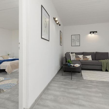 Metro Plac Wilsona Apartments Mickiewicza By Noclegi Renters Warszawa Exteriör bild